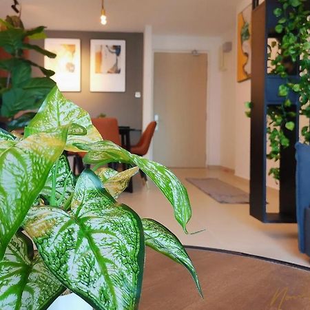 Nowhere 2Br & 2Bath Apartment With Balcony @ Reizz Residences กัวลาลัมเปอร์ ภายนอก รูปภาพ