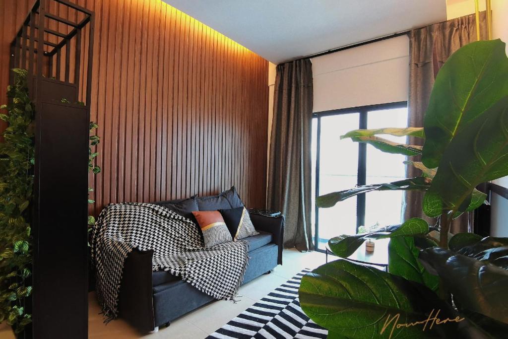 Nowhere 2Br & 2Bath Apartment With Balcony @ Reizz Residences กัวลาลัมเปอร์ ภายนอก รูปภาพ